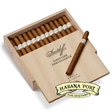 Load image into Gallery viewer, Davidoff Signature Ambassadrice 4.5x26