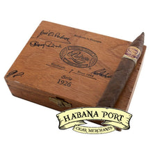 Load image into Gallery viewer, Padron Family Reserve Maduro No. 44 6x52