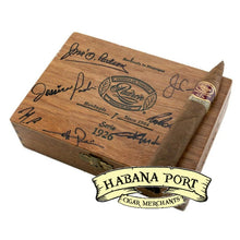 Load image into Gallery viewer, Padron Family Reserve Natural No. 44 6x52