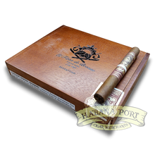 Load image into Gallery viewer, El Titan de Bronze Redemption Corona 5.625x46