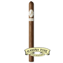 Load image into Gallery viewer, Davidoff Signature No. 1 LE 2023 7.5x39